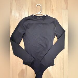 Abercrombie + Fitch Long-Sleeve Cotton-Blend Seamless Fabric Crew Bodysuit